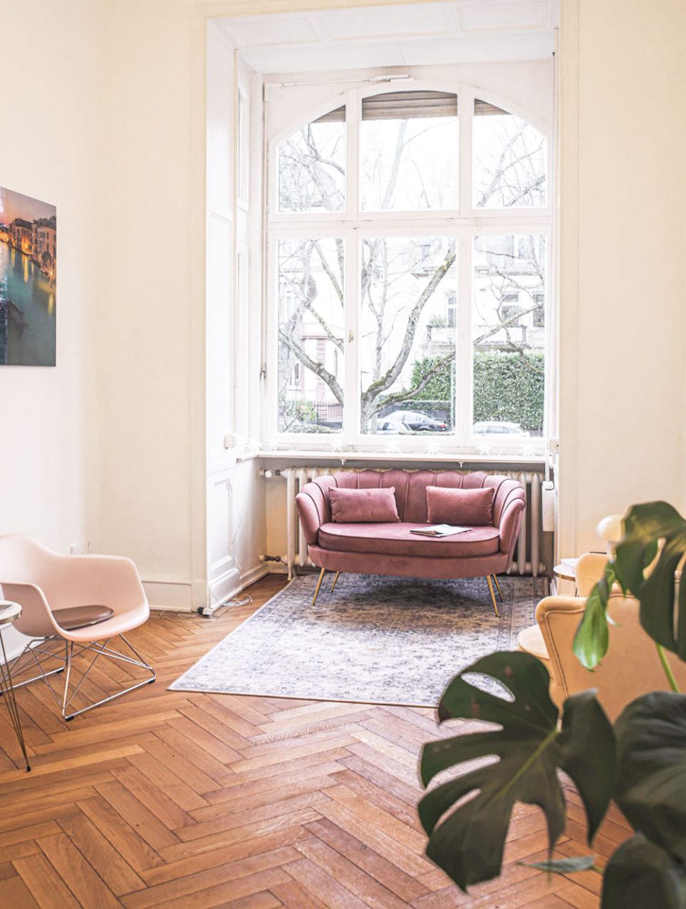 Wartezimmer Hausarzt Dr. Anke Huberman Frankfurt Nordend